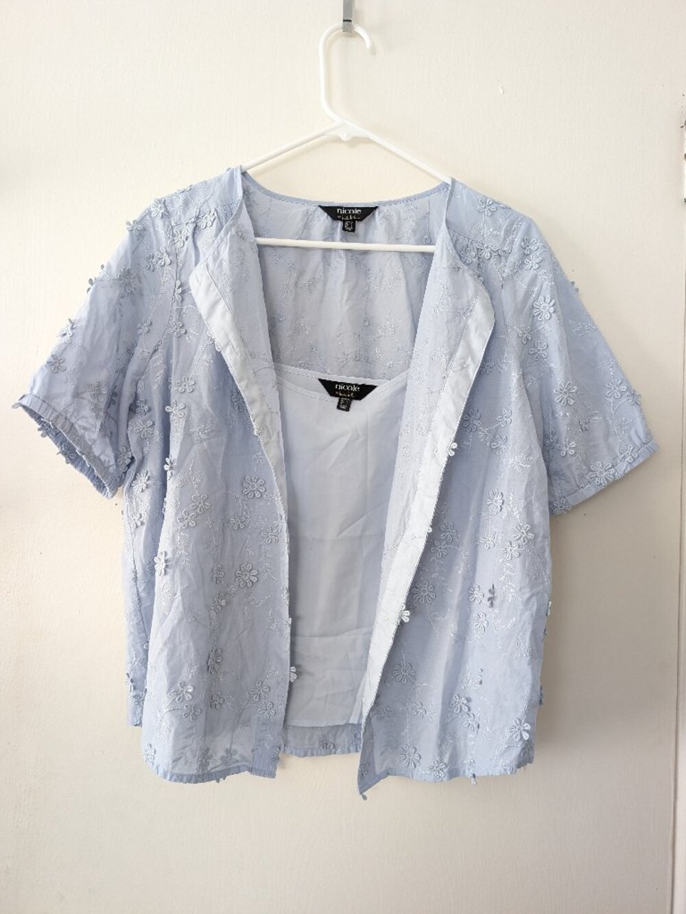 nicole by Nicole Miller | Floral Applique Button down Shirt Top - Size M